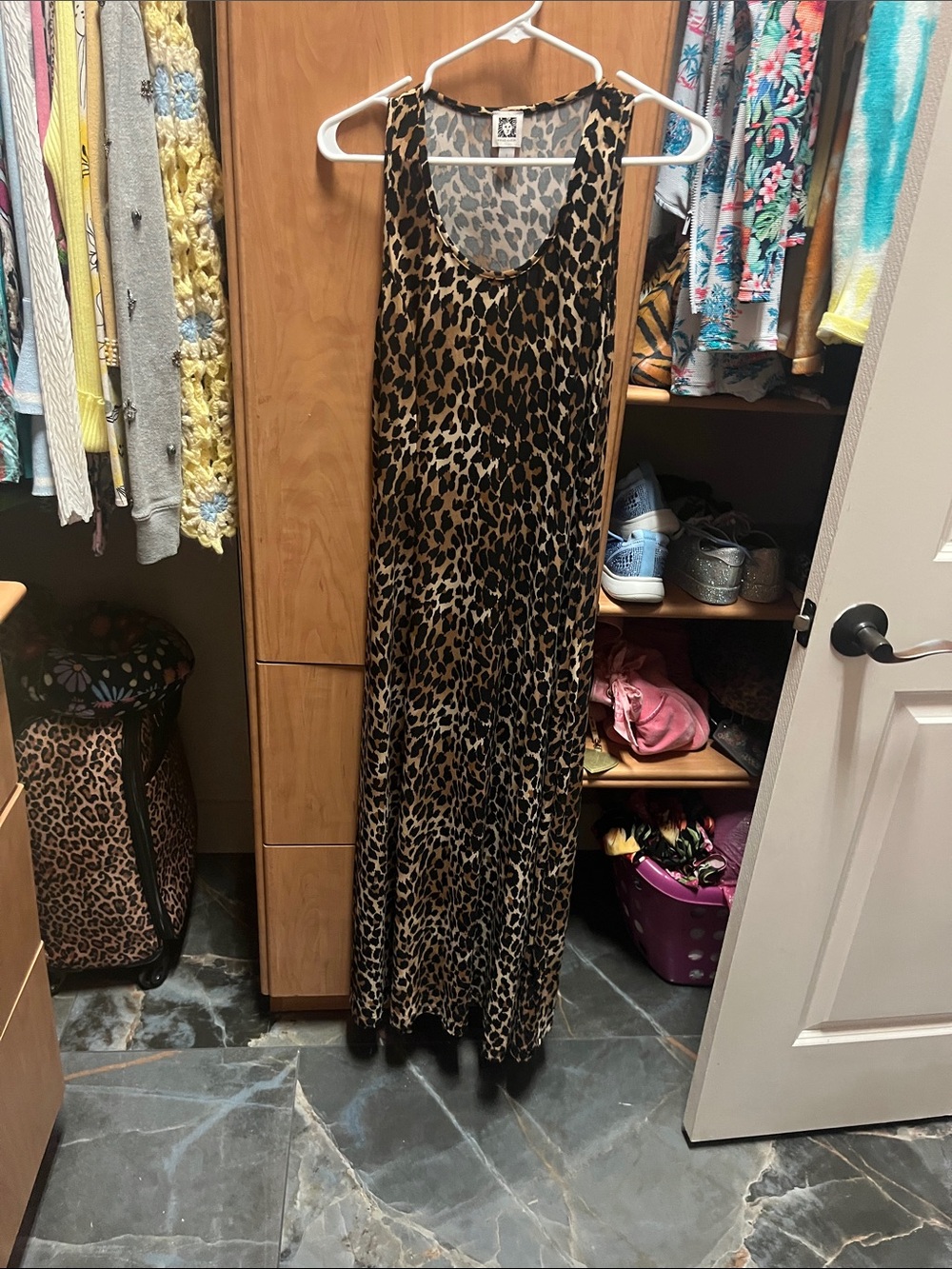 Anne Klein. Leopard dress